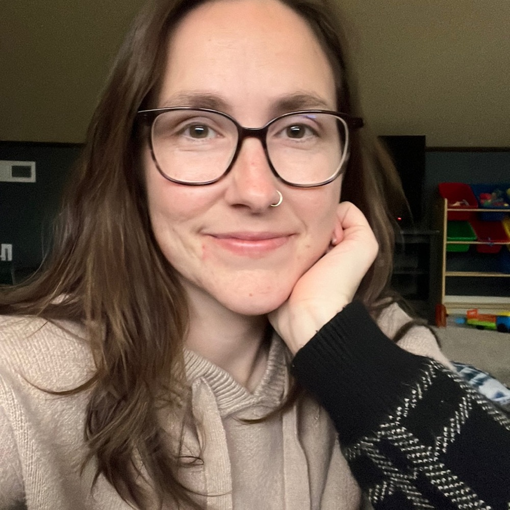 Meet your Posher, Kayla